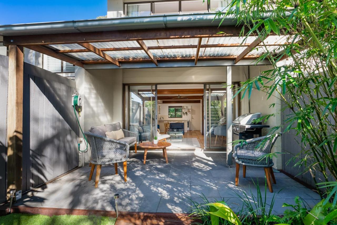 Stylish Townhouse, Private Courtyard Walk To Beach Noosaville Εξωτερικό φωτογραφία