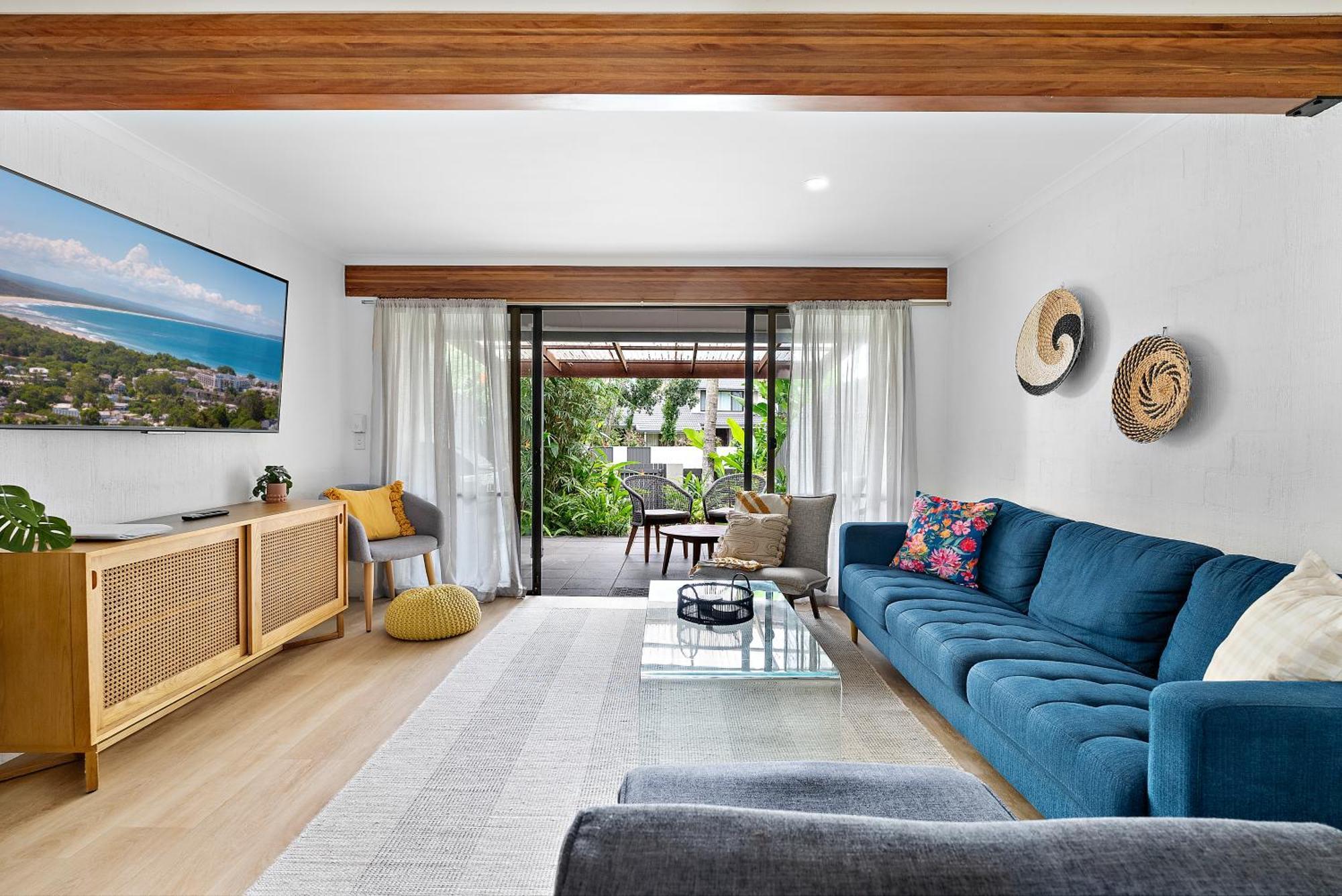 Stylish Townhouse, Private Courtyard Walk To Beach Noosaville Εξωτερικό φωτογραφία